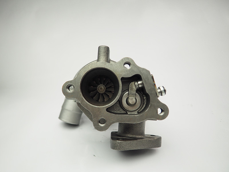 TF035HM三菱のターボチャージャー49135-03300 49135-03301 49135-03311 ME202879 ME190511 4M40エンジン