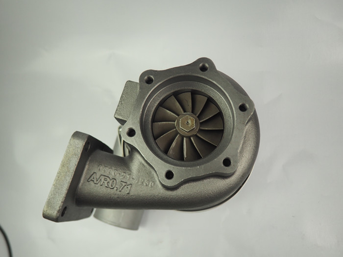 小松PC400-8のS6D125Eエンジンを搭載するPC450-8掘削機のためのKTR90332Eのターボチャージャー6506215910,6506-215-910,11350090900